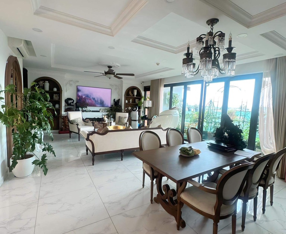 Bán Skymansion tầng thấp Feliz En Vista
