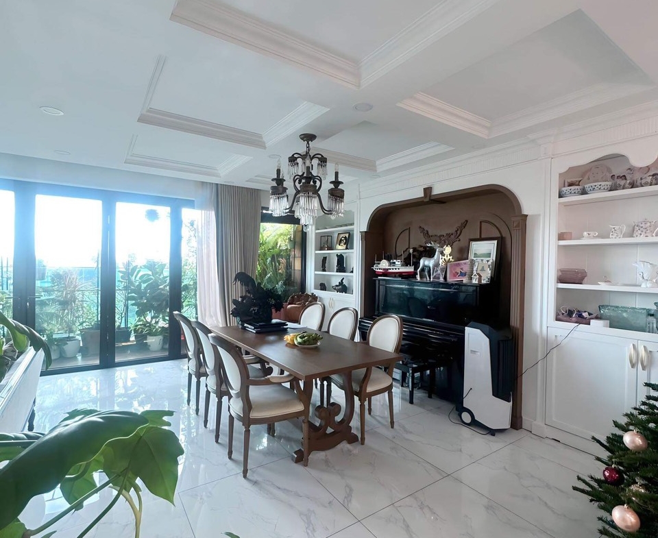Bán Skymansion tầng thấp Feliz En Vista